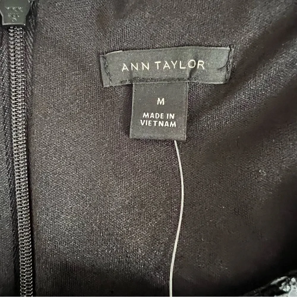 🆕 Ann Taylor  2 pc set Top/Shirt size Med